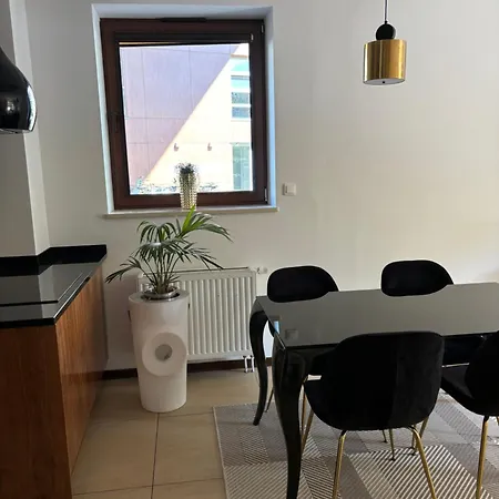 Mokotow Golden * Varşova